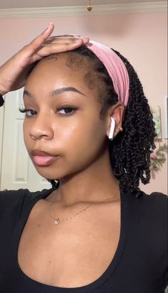 Mini Twists With Flat Twist, 4c Hair Mini Twists, Mini Twists Black Woman, 4 B Hairstyles, Natural Hairstyle Ideas Short, Hairstyles With Mini Twists, Short 4c Twists, Short Hairstyle Natural Hair Black Women, Short Mini Twists Hairstyles