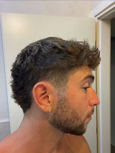 #menshairstyle #menstyle #menshair #modernmullet Messy Mullet, Men Fade Haircut Short, Mens Haircuts Short Hair, Burst Fade, Mens Hairstyles With Beard, Men Haircut Curly Hair, Crop Hair, Mens Hairstyles Medium, Mens Hairstyles Thick Hair