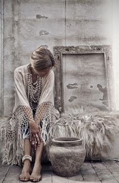 Enjoy The Kiss Stile Hippie Chic, Style Hippy, Black Pinterest, Boho Mode, Love Warriors, Estilo Hippy, Mode Hippie, Bohemian Soul, Bohemian Dresses