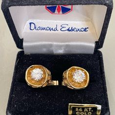 These Cufflinks Were My Father’s. He Purchased Them In November 19 91. Although I Do Not Know The Carat Size, I Have Tried To Take Photos That Will Show The Size. The Ruler Shows Approximately 1/4 Inch Wide, Which Is Roughly 6.3 Mm. The Weight Of The Cufflinks Is 12 G. These Were Stored In The Original Box And A Smoke Free Home. My Father, In November, Diamond Solitaire, Ruler, Cufflinks, 4 Inch, Original Box, Essence, Mens Accessories