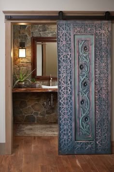 Antique Barn Door, Custom Front Door, Entry Front Door, Pintu Interior, Custom Front Doors, Interior Exterior Doors, Double Sliding Doors, Rustic Barn Door, Interior Vintage