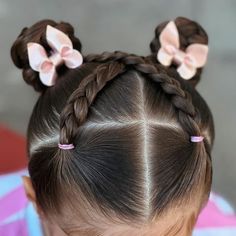 Sarah Penteados por: Mamãe Rayana ♡ | Tutorial de penteado fofo para o fds 🤍✨ 👉🏼 Sigam @sarahpenteadosinfantil . Lacinhos lindos @bambinaacessorios__ . #tutorial… | Instagram Ballerina Hairstyles Kids, Toldders Hairstyle, Princess Hairstyles For Kids, Kids Hair Styles, Cute Toldders Hairstyles, Girls Hairstyles Easy