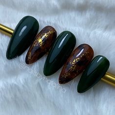 Deep Green Nails, Gradation Nail, Forest Nails, Copper Nails Designs, Eco Gel, Nail Art White, Statement Nails, Gradation Nails, Daisy Nail Art