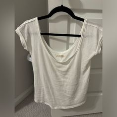 Cute White Top!! Never Worn Before! White Cotton Scoop Neck Top, Basic White Tops For Day Out, White Scoop Neck Top For Everyday, Chic White Scoop Neck T-shirt, Casual Cotton Tops For Daytime, Simple Cotton Scoop Neck Tops, Simple Scoop Neck Tops For Summer, Casual White Scoop Neck Top, White Scoop Neck Top For Day Out