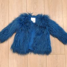 Brand New Without Tags. Never Worn. Hooks For Clouser. Length 20", Armpit To Armpit 16". Size 6y (Oversized). Flawless! Zara Blue Winter Outerwear, Blue Faux Fur Coat, Zara Girl, Kids Coats, Zara Jackets, Faux Fur Coat, Kids Jacket, Fur Coat, Faux Fur