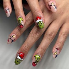 Grinch Nails, Festive Manicure, Cute Christmas Nails, Christmas Nails Easy, Stylish Nails Designs, Winter Nail Art, Festival Nails, Xmas Nails, Christmas Nail Designs