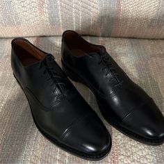 The Park Avenue Is A Lace-Up Balmoral Oxford Dress Shoe With A Captoe. Timeless, Classic Design. Leather Lined. Single Layer Leather Soles. Custom Cork Insoles That Mold To The Unique Shape Of Your Foot. Hand Crafted, American Made. European Calfskin Uppers. Classic Fit - 8.5d Excellent, Brand New Condition. *** Only Worn To Try On In Store Smoke Free Home Classic Fitted Dress Shoes For Formal Occasions, Classic Fitted Formal Dress Shoes, Classic Goodyear Welted Dress Shoes For Wedding, Classic Black Oxfords For Wedding, Classic Goodyear Welted Oxfords For Wedding, Classic Cap Toe Dress Shoes For Wedding, Classic Wedding Dress Shoes With Goodyear Welted, Classic Round Toe Oxfords For Evening, Classic Round Toe Evening Oxfords