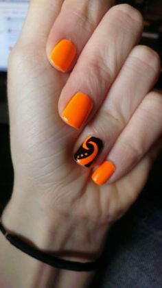 O52 Orange Nail Art, Accent Nail Designs, Nails Orange, Orange Nail Designs, Gel Nail Art Designs, Red Nail Designs, Nails Diy, Super Nails, Orange Design