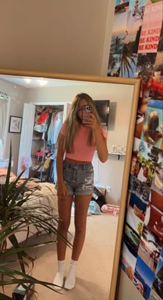 White Girl Outfits Summer, Basic White Girl Summer Outfit, Basic White Girl Outfit Summer, Cute White Girl Outfits, Cute Summer Fits For School, Simple Everyday Outfits Summer, Summer Outfits Teenage, Outfits With Shorts For School, Summer Outfits Teenage Girl