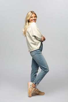 The model is 5'3 and 120 lbs. She sized up and is wearing a 27 for a more relaxed look. Frayed Hem Bottoms For Fall, Everyday Frayed Hem Bottoms For Fall, Frayed Hem Bottoms For Everyday Fall Wear, Everyday Bottoms With Frayed Hem For Fall, High Rise Light Wash Jeans For Fall, Everyday Relaxed Jeans With Five Pockets, Fall Light Wash Cropped Jeans With Five Pockets, Everyday Cropped Denim Jeans For Fall, Fall Cropped Denim Jeans For Everyday