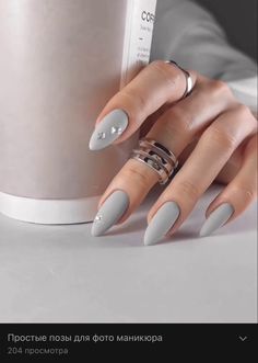 Nail Poses Hands Instagram, Photography Nails, Nail Photography, Photo Nails, Photo Mannequin, Hand Poses, First Youtube Video Ideas, Nails Now