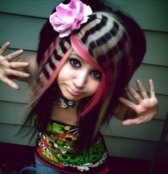 Scene Hair Colors, Funky Hair Colors, Bad Haircut, Black Hair Color, Emo Hair, Scene Girls, Funky Hairstyles, Scene Fashion, Scene Kids