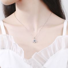 قلادات متدلية, Radiant Moissanite, Silver Diamond Necklace, Snowflake Pendant, Pendant Diamond, Moissanite Necklace, Moissanite Diamonds, Pendant Set, 1 Carat