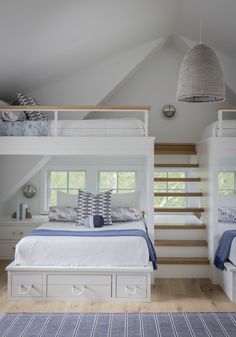 Room for More: Beautiful Bunk Rooms | Boston Design Guide Vineyard Interior Design, Marthas Vineyard Interior Design, Chatham Massachusetts, Cape Cod Home, Ideas Habitaciones, Bunk Beds Built In, Boston Design