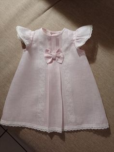 Smocking Baby, Kids Clothes Patterns, Kids Gown, Kids Fashion Dress, Kids Frocks