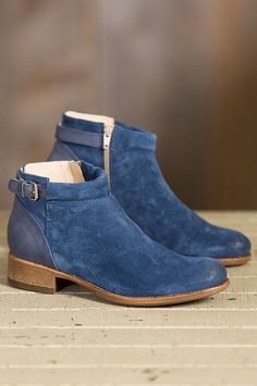 The finest calfskin leather gives our short suede ankle boots the stamina for daily wear, while delivering lasting comfort all day long. Free shipping returns. Color Suede Shoes, Short Suede Boots, Blue Suede Shoes, Suede Leather Boots, Pointed Toe Boots, Girly Shoes, Zipper Boots, Fabulous Shoes, Cool Boots