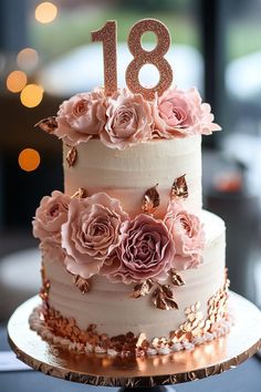 Cakes For 18th Birthday Girl, Cake Designs 18th Birthday, Cake 18th Birthday Girl, Cake Ideas For 18th Birthday, 18th Birthday Cake Girl, 18th Bday Cakes, Aesthetic 18th Birthday Cake, Birthday Cake 18th Girl, 18th Birthday Cake Aesthetic