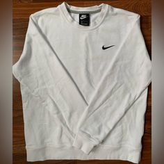 Although The Tag Says Large, I’m Ngl This Is Definitely A Small. Basic Nike Sweatshirt With Crew Neck, Nike White Sweatshirt With Logo Print, Nike Sports Crew Tops, Nike White Sweatshirt With Letter Print, Nike Sporty Crew Top, Nike Crew Top With Letter Print, Basic Nike Crew Neck Top, White Nike Crew Top, Nike White Crew Top