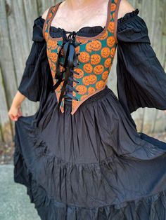 Halloween Larp Fitted Corset Dress, Medieval Corset For Halloween Cosplay, Fantasy Corset For Larp With Fitted Bodice, Plus Size Ren Faire Corset, Vintage Halloween Larp Corset, Pirate Witch, Halloween Corset, Faire Outfit, Neat Clothes