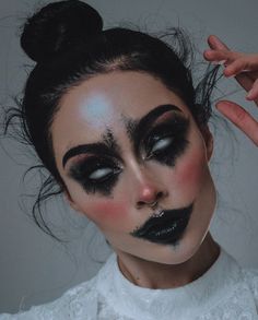 Scary Doll Makeup, Makeup Zombie, Creepy Makeup