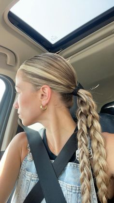 Volleyball Tryout Hairstyles, Sportive Hairstyles, Low Hairstyles For Sports, Beach Volleyball Hairstyles, Practice Hairstyles Sports, Sports Hairstyles For Long Hair, Hairstyle For Volleyball, Field Hockey Hairstyles, Golf Hairstyle Women