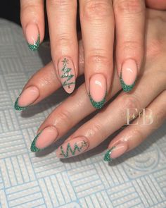 1. Elegant Christmas Tree French Tips Christmas Nails Ideas Green, Festive Green Nails, Green Christmas Tree Nails, Red And Green French Tip Nails, Xmas Nails Green, Green Xmas Nails, Christmas Nails Red And Green, Nails Natal, Trendy Nails Green