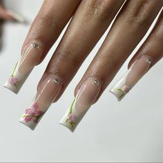 French Tip Nails With Floral Design, Bougainvillea Nails, Dominican Nail Designs, Ethereal Nails Square, No Charm Nails, Cool Nail Inspo Square, Besame Mucho Nails, Spring Nail Set Ideas, Nails With M Initial