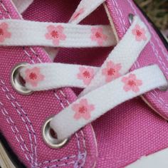 Sakura Shoelaces, Pink Shoelaces, Flower Shoelace, White Shoelace, Cute Shoelaces - ONE PAIRDETAILS:* You will get 1 pair of pink flower shoelaces* Shoelace width: 1cm, length please ref to the options* Application: puma, vans, ugg, converse etcYou can buy cute shoelace chain via below link:https://etsy.me/31pru9GNOTES:1. IMPORTANT: We will double-check each pair's lace length to make sure they match each other of every single order, But Please allows a slightly size difference due to manual mea Cute Shoe Laces, Cute Shoelaces, Pink Shoelaces, No Ordinary Girl, Pink Converse, Shoe Tags, Size Difference, Shoe Insoles, Pink Shoes