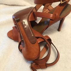 Beautiful Strappy Sandal Never Worn Formal Brown Strap Sandals, Brown Strap Sandals For Evening, Elegant Tan Sandals With Leather Lining, Elegant Brown Strap Sandals, Elegant Brown Sandals With Strap, Chic Tan Sandals For Formal Occasions, Chic Tan Formal Sandals, Tory Burch Shoes, Strappy Sandals