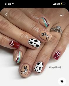 Navajo Nails, Nail Simple Art, Nail Ideas Western, Nails Cowgirl, Western Nail Ideas, Punchy Nails, Cowgirl Nails