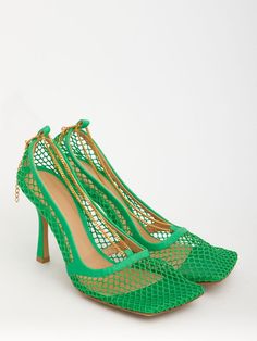 Stretch sandals in green calfskin and mesh with gold-tone chain strap. They feature square toe and rubber-injected leather outsole.Heel height: 9cmSize nationality: ITGender: WomenMaterial: 50% CALFSKIN, 50% POLYAMIDEColor: GREENMade in: ITProduct ID: 32048694 578321 VBPS1 3708*Import tax/duty will be calculated at checkout (If applicable) Spring Evening Heels With Chain Detail, Summer High Heel With Gold Chain, Summer Open Toe Heels With Gold Chain, Summer High Heels With Gold Chain, Summer Chain High Heels, Green Square Toe Evening Heels, Green Square Toe Heels For Evening, Summer Evening Heels With Gold Chain, Summer Formal Heels With Chain