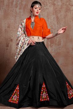 Black Lehenga, Indian Lehenga Choli, Choli Blouse, Navratri Chaniya Choli, Choli Designs, Navratri Special