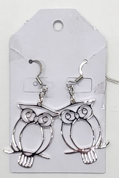 Cute and Trendy Silver Owl Drop Earrings with a small dangle. ✨️  Adorable and stylish, these are the perfect earrings for your favorite outfit Silver Owl, Etsy Earrings Dangle, Halloween Shopping, Jewelry Earrings Dangle, Favorite Outfit, Dangle Drop Earrings, Dangle Earrings, Jewelry Earrings, Accessory Gift