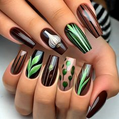 Elevate your holiday look with this stunning chocolate and green nail design, perfect for Christmas celebrations! #fashion #nailsofinstagram #naildesign #nailsoftheday #christmas Glam Inspiration, Nails Y2k, Press On Nails Long, Chocolate Festival, Star Crystal, Holiday Glam, Crocodile Pattern