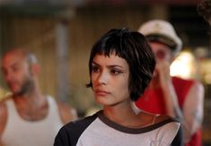 Newest Crush. – Nibbyboi's Blog Bridget Moynahan, Celebrity Haircuts, Crop Hair, Super Short Hair, Short Hair With Bangs, Charlize Theron, Hair Envy