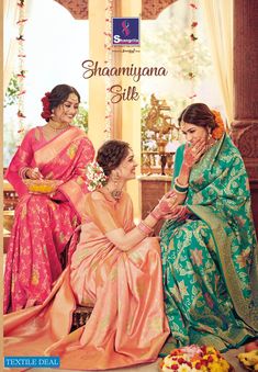 Family Color Schemes, Poses Group, Latest Salwar Kameez, India Style, Cotton Salwar Kameez, Handloom Weaving, Group Poses, Silk Weaving, Maternity Dresses For Photoshoot