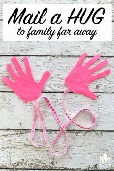 Mail A Hug, Diy Gifts For Christmas, Grandparents Day Crafts, Diy Gifts To Make, Mothers Day Crafts For Kids, Valentines Day Activities, Easy Activities, My Funny Valentine, Play Ideas