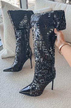 When you show up in shoes this good...no doubt about it you are showing out!! Over the knee sequin stiletto high heel boot, comes in black and silver, zipper closure on the inside Heel height is 4.5" Runs true to size NO BOX Black Fringe Dress, Sequin Boots, Faux Shearling Coat, Long Sleeve Velvet Dress, Metallic Pants, Black Leather Dresses, Black Jewel, Heel Boot, Amazing Lace