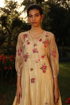 Shop for Prama by Pratima Pandey Beige Silk Maheshwari Flared Kurta Set for Women Online at Aza Fashions Kurta Set For Women, Beige Silk, Embroidered Neckline, Gold Threads, Kurta Set, Set For Women, Aza Fashion, Three Quarter, Tunic Tops