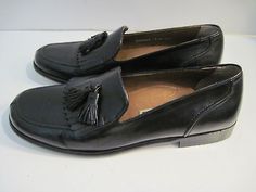 (eBay) COLE HAAN BRAGANO BLACK LEATHER KILTIE TASSEL LOAFERS MENS SIZE 7 1/2 M Formal Oxfords With Tassels And Round Toe, Formal Slip-on Oxfords With Tassels, Formal Tassel Oxfords With Round Toe, Formal Wingtip Oxfords With Tassels, Formal Plain Toe Loafers With Tassels, Formal Wingtip Dress Shoes With Tassels, Formal Tassel Slip-on Moccasins, Vintage Tassel Loafers With Leather Sole For Formal Occasions, Vintage Tassel Loafers With Leather Sole For Formal Events