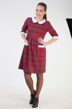 Super-cute Christmas plaid dress with white collar, cuffs and pockets. Dress length 95 centimeters, sleeve length 40 centimeters. Model wears size US 6, she is 160 cm tall with 10 cm heels. Her dress is 95 cm longPlease, use this size chart to select your sizeUS 0 >>> Bust 82 cm (32.5 inches) Waist 64 cm (25 inches) Hips 89 cm (35 inches)US 2 >>> Bust 85 cm (33.5 inches) Waist 66 cm (26 inches) Hips 92 cm (36 inches)US 4 >>> Bust 88 cm (34.5 inches) Waist 68 cm (27 inc Winter Plaid Collared Dresses, Christmas Plaid Dress, Plaid Dress Women, Red Tartan Dress, Plaid Skater Dress, Plaid Christmas Dress, Dress With White Collar, Christmas Pictures Outfits, Vintage Christmas Dress