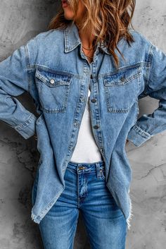 F00130570-113 Blank Apparel, Trendy Denim, Denim Chic, Denim Patterns, Simple Blouse, Blue Jean Jacket, Weave Style, Denim Jacket Women, Denim Jackets