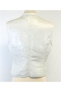 Size 10 Italy 46 Off-White Vest w/Pulled Thread Design Snap buttons down front Shoulder to hem 22.5" Minimalist Fashion Casual, Thread Design, White Button Up, Vest White, Giorgio Armani, Minimalist Fashion, Fashion Casual, Ruffle Blouse, Button Up