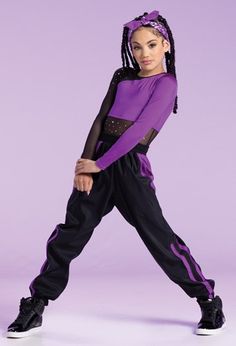 Purple Hip Hop Outfits, Hiphop Costume Ideas, Hiphop Poses Dance Photos, Tap Dance Poses For Pictures, Hip Hop Costumes Dancers, Hip Hop Poses Dancers, Dancer Photography Hip Hop, Hip Hop Poses, Group Dance Costumes