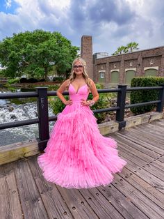 Sherri Hill Couture, Prom Pictures Group, Prom Picture Poses, Princess And The Pauper, Formal Makeup, Ball Gowns Princess, Prom Updos, Pink Prom Dress