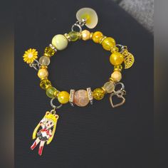 Lemonade, Sailor Moon Charm Bracelet Homemade Accessories, Diy Bracelet Designs, Moon Charm, Diy Bracelet, Bracelet Designs, Diy Bracelets, Green Yellow, Sailor Moon, Lemonade