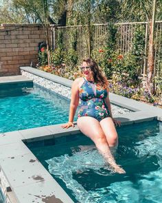 Swimsuit Shoot, Blue Bathing Suit, Swim Leggings, Retro Swimsuit, Fashionably Late, Makes You Beautiful, Swimwear Brands, Plus Size Swimsuits