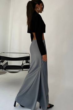 The model wears a size S True to size Satin touch 40% Polyester, 60% Flush Maxi Satin Skirt, Satin Maxi Skirt, Satin Maxi, Satin Skirt, The Model, Dress Accessories, Best Sellers, Maxi Skirt, Full Length