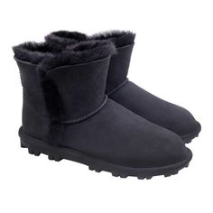 KIRKLAND SIGNATUREWomen's SizeFit: Normal Width, regular fitStyle: Oscar short bootColor: BlackThese will be your go-to boots all year longAnkle boot bootie outdoor shoes100% REAL suede leather outsideReal Fur trim along the sideRound closed-toeSuper soft & comfortableFull shearling FUR liningBottom rubber outsole with strategically placed tread for grip for a non-slip bottomRoll down for a cute Fur ankle accentGood for snow, rain, everyday errands & all terrain hiking Sherling Boots, Shearling Boots Woman, Fur Boots Women, Short Winter Boots, Short Leather Boots, Boots For Short Women, Winter Ankle Boots, Tan Boots, Shearling Boots