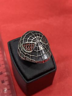 It is a product made of 925 sterling silver with high quality workmanship. Write the length information for the necklace chain. Spiderman Ring, Necklace Chain, Stackable Rings, Sterling Silber, Chains Necklace, Favorite Jewelry, Spiderman, Jewelry Rings, Accessory Gift